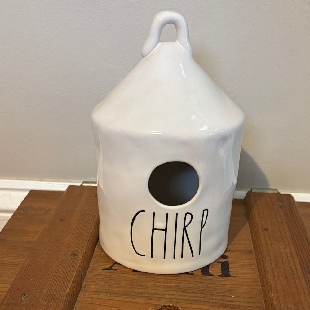RAE DUNN "CHIRP " Birdhouse Flat Bottom, Bird On Back